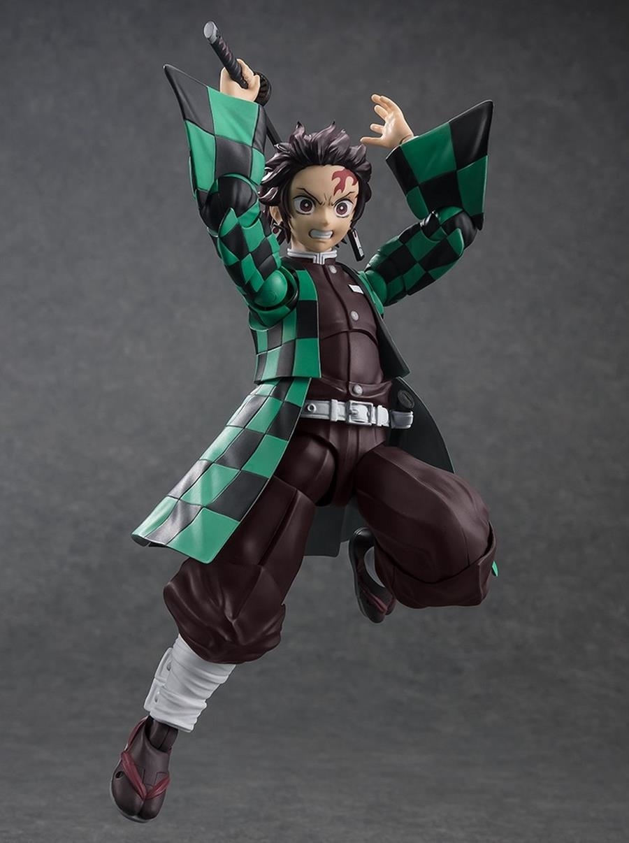 TANJIRO KAMADO FIG. 14 CM DEMON SLAYER KIMETSU NO YAIBA SH FIGUARTS | 4573102664754