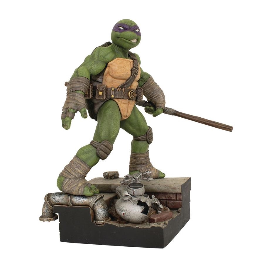 DONATELLO DELUXE PVC DIORAMA 25 CM TEENAGE MUTANT NINJA TURTLES GALLERY | 0699788848333 | Universal Cómics